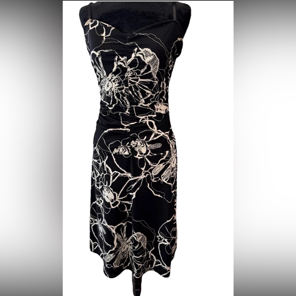 Max studio black & white floral‎ ladies size Sm sweetheart dress flare VGUC